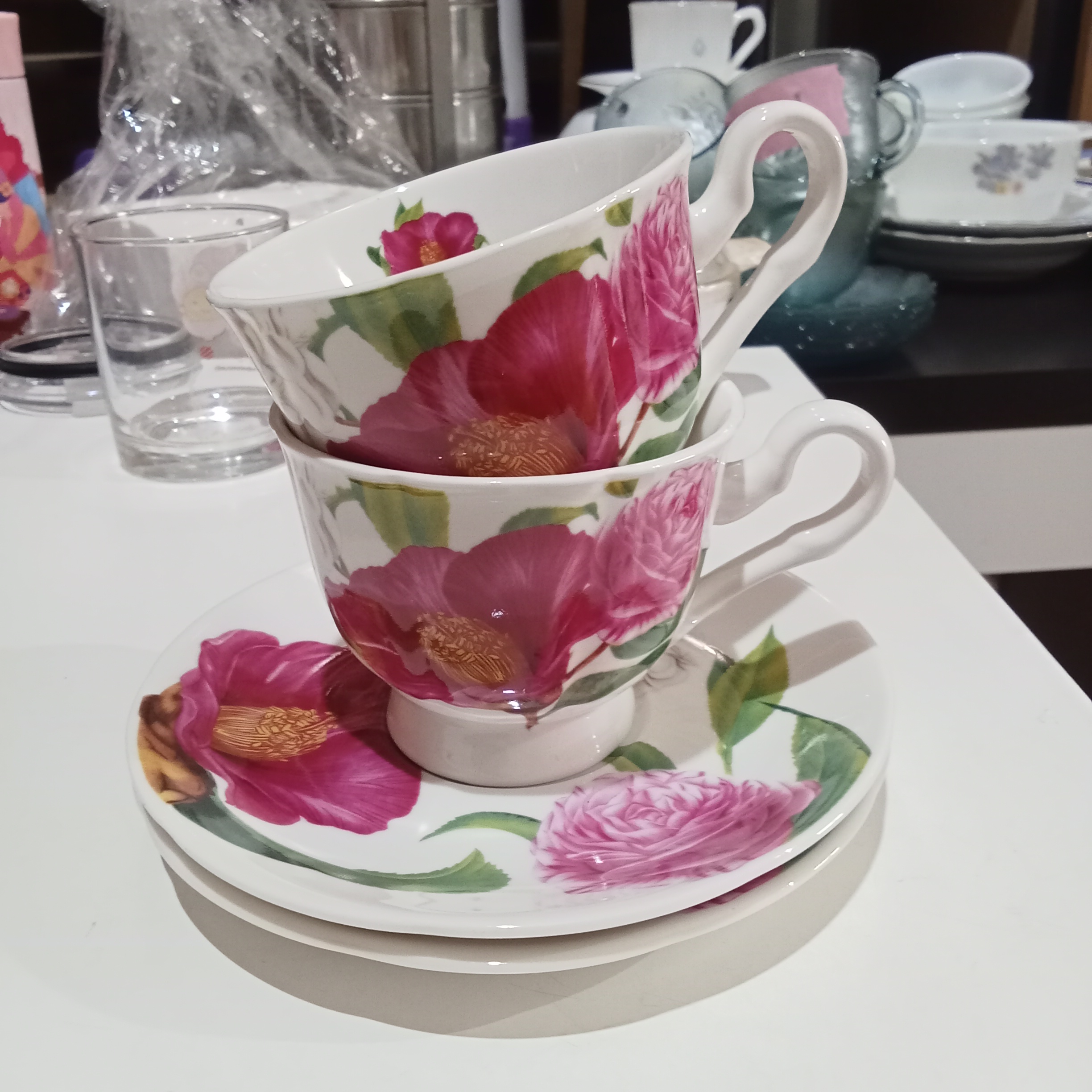 ตู้เย็นมือ