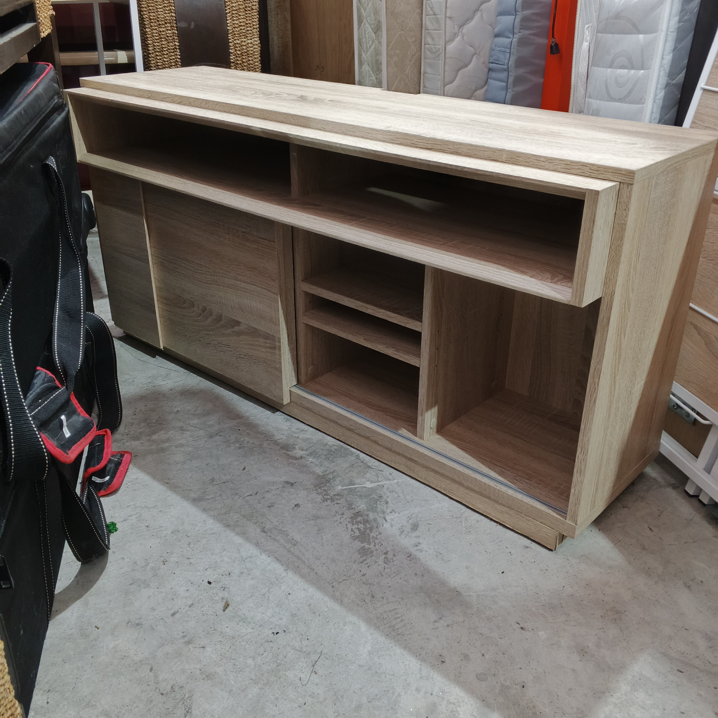 ชั้นวางทีวี