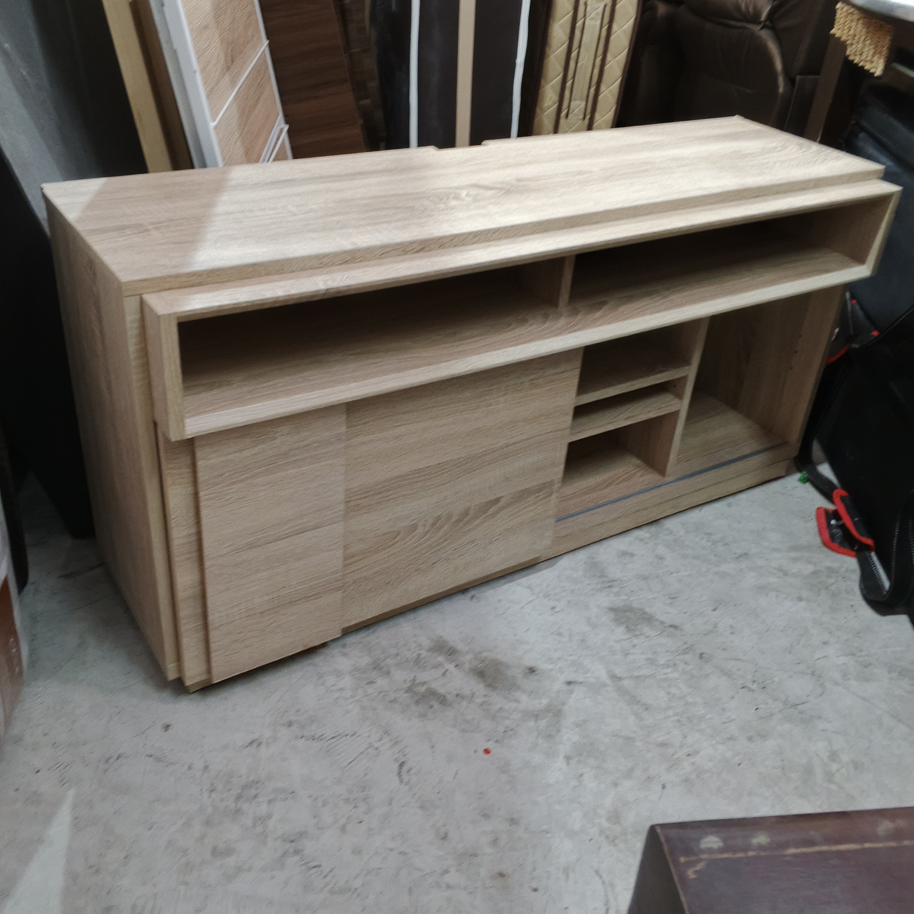 ชั้นใส่หนังสือ