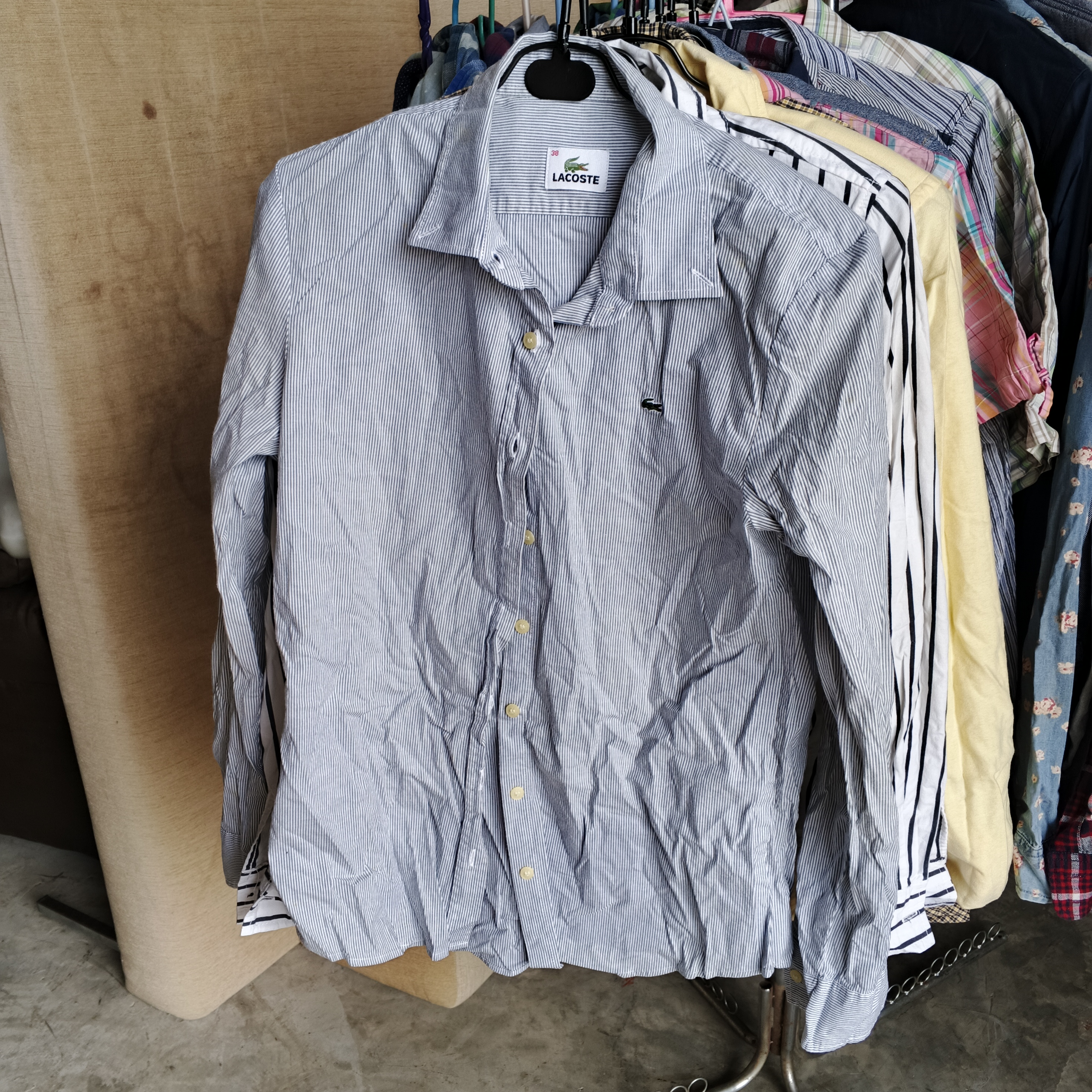 เสื้อเชิ้ต