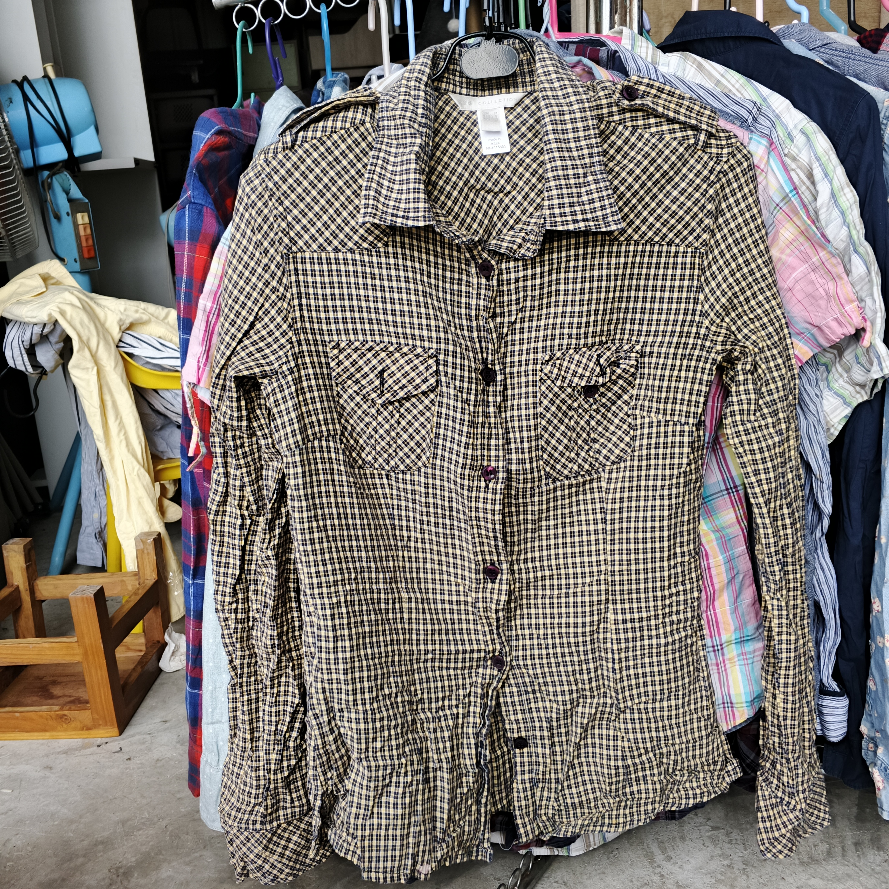 เสื้อเชิ้ตแขนยาว