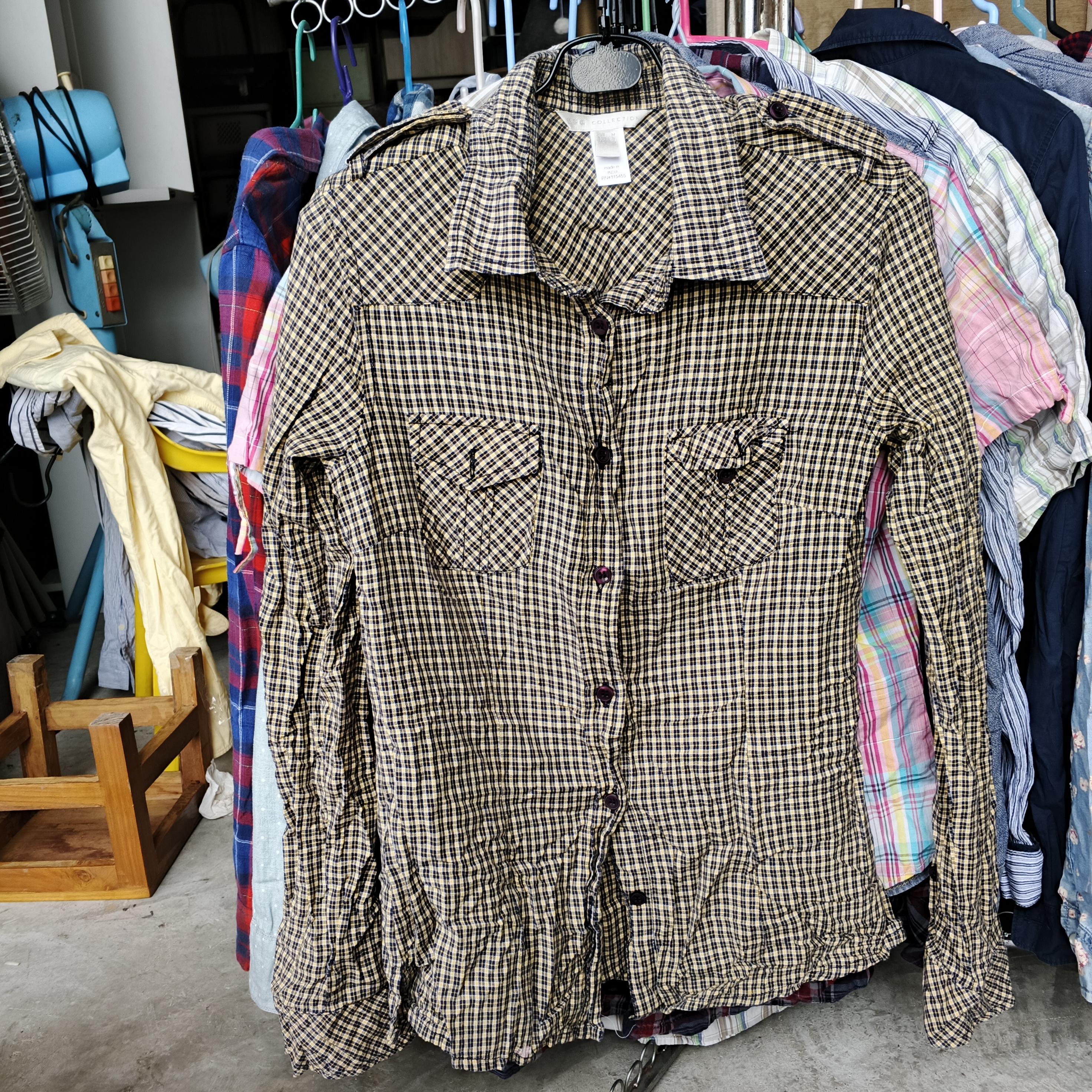 เสื้อเชิ้ตลายสก็อต