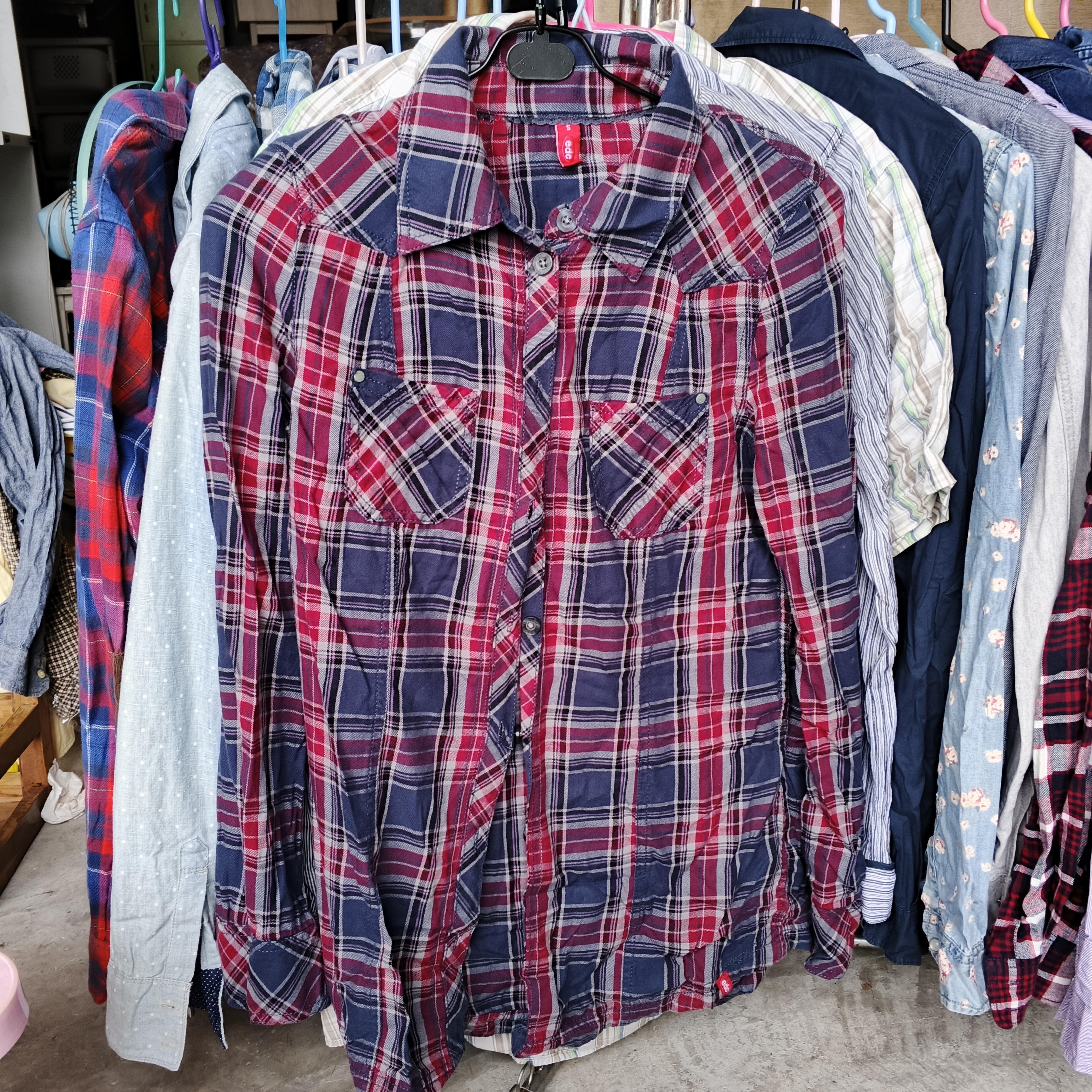 เสื้อเชิ้ตลายสก็อตสีแดง-ม่วงเข้ม