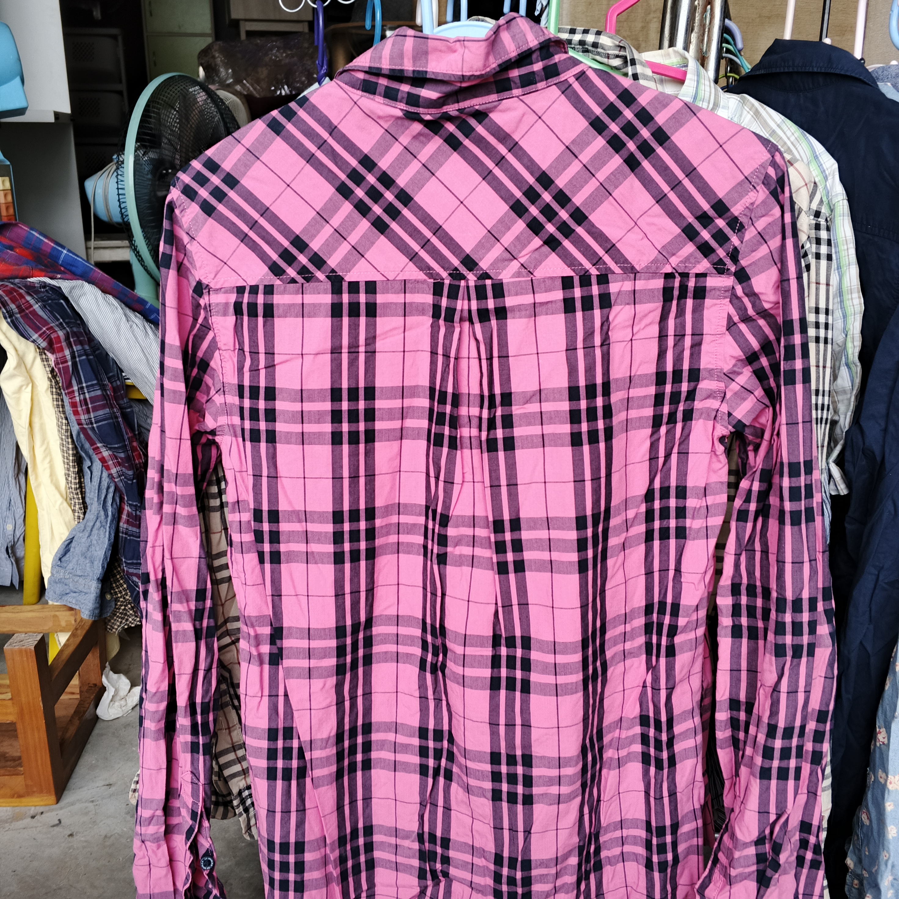 เสื้อมือสอง