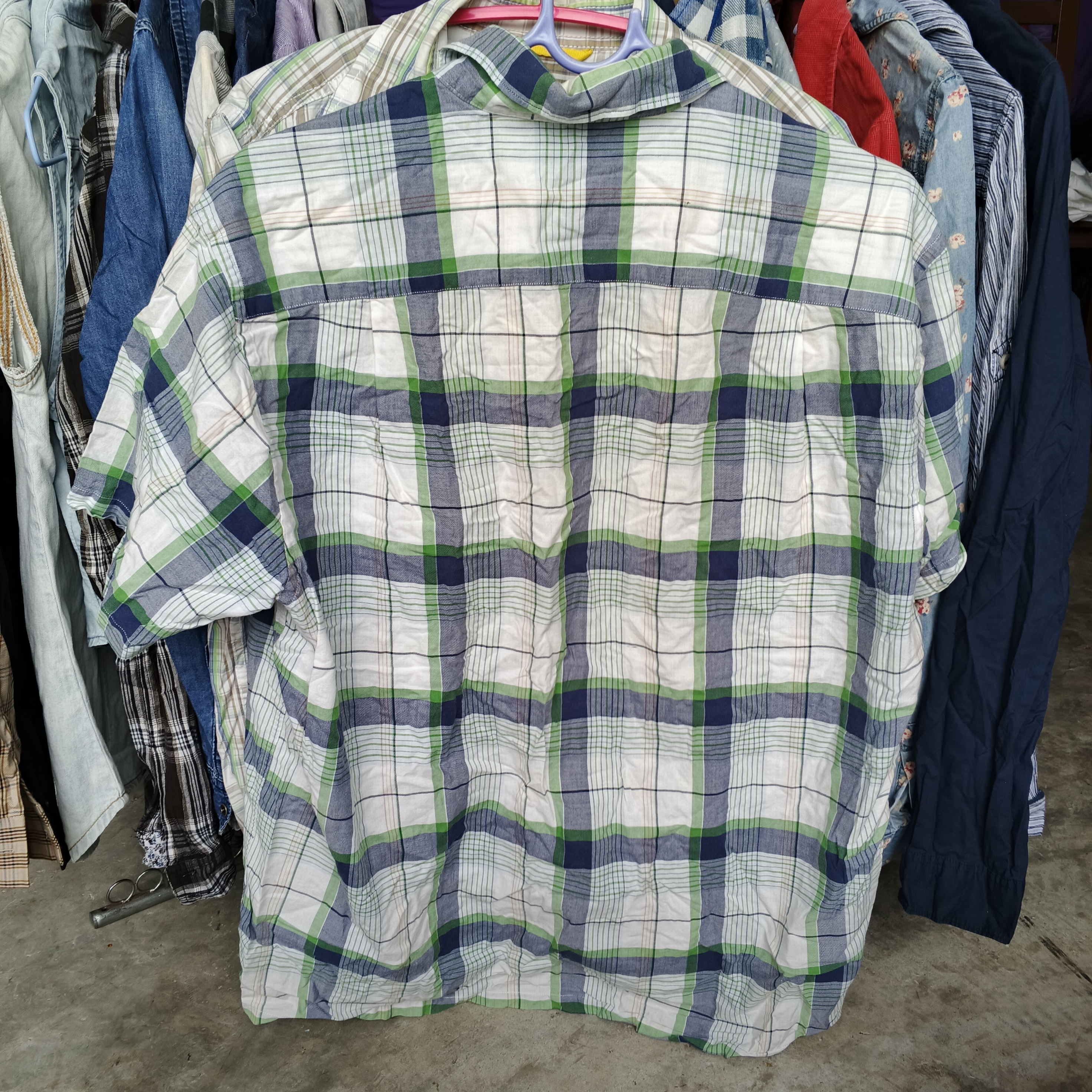 เสื้อมือสอง
