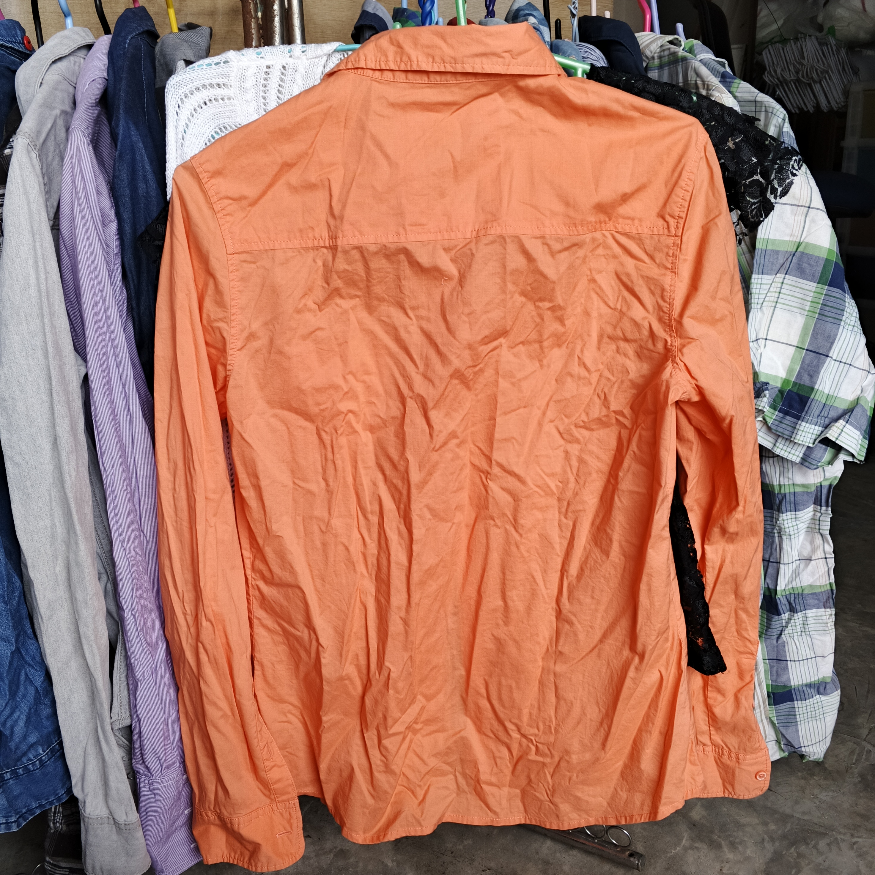 เสื้อเชิ้ตผู้ชาย