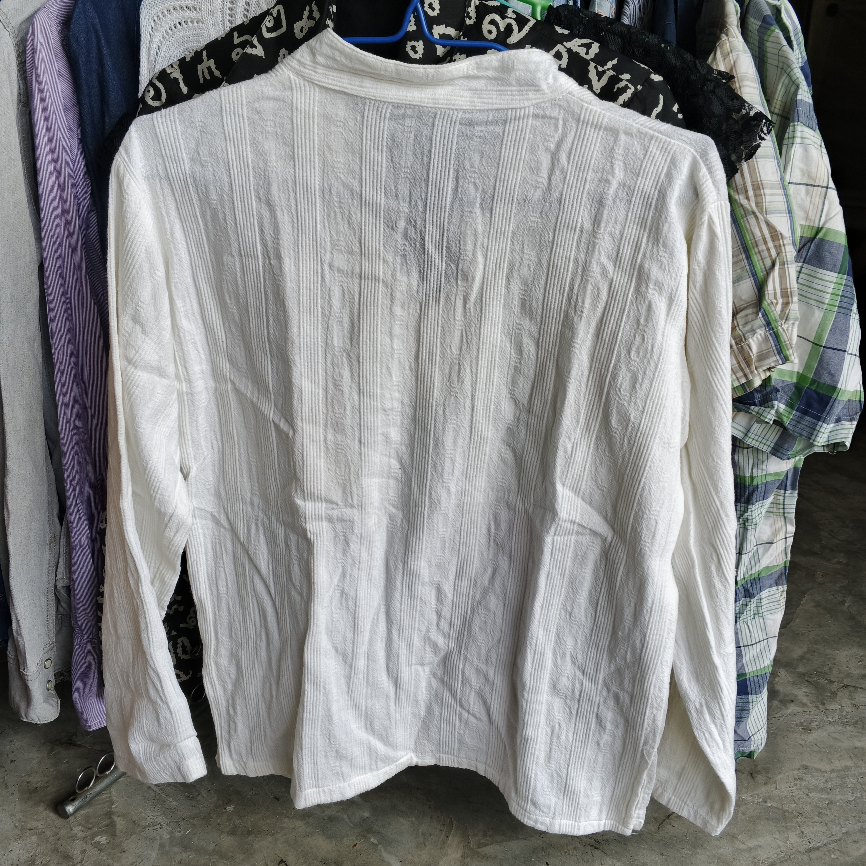 เสื้อมือสอง