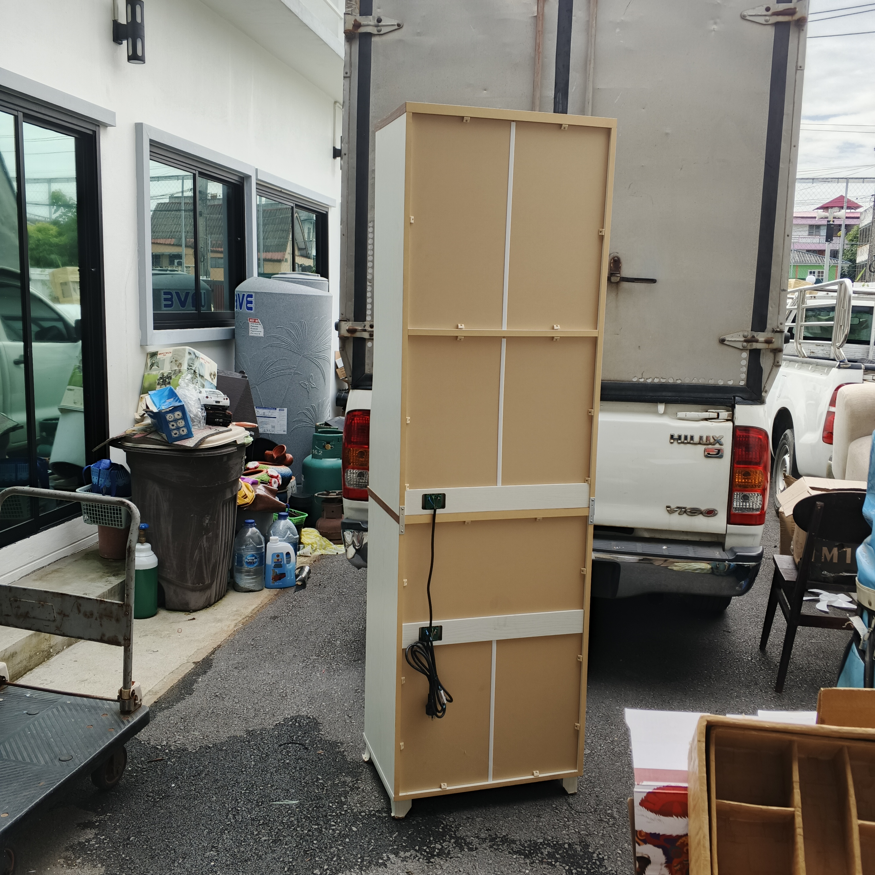 ตู้ใส่ของในครัวเรือน