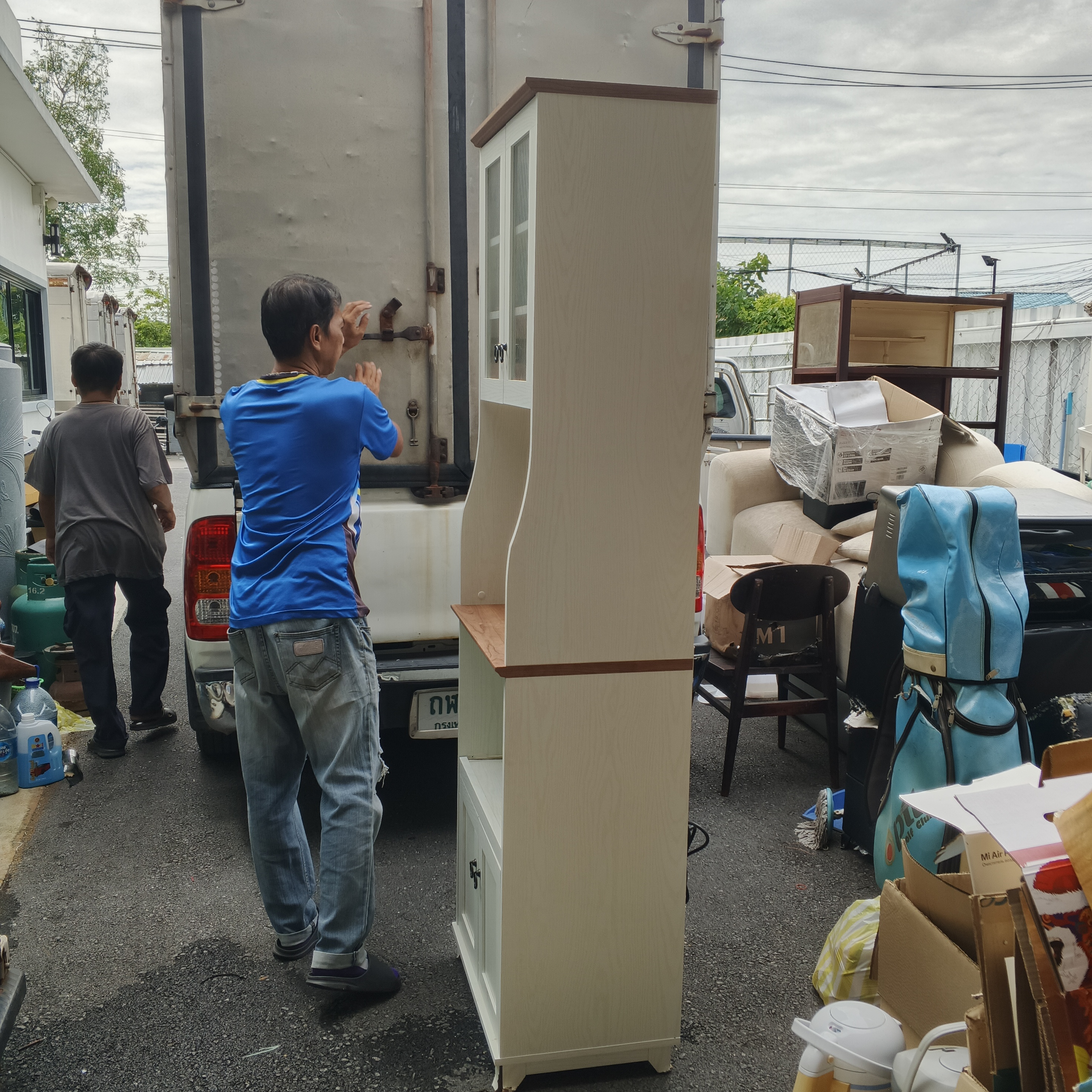 ชั้นวางของ