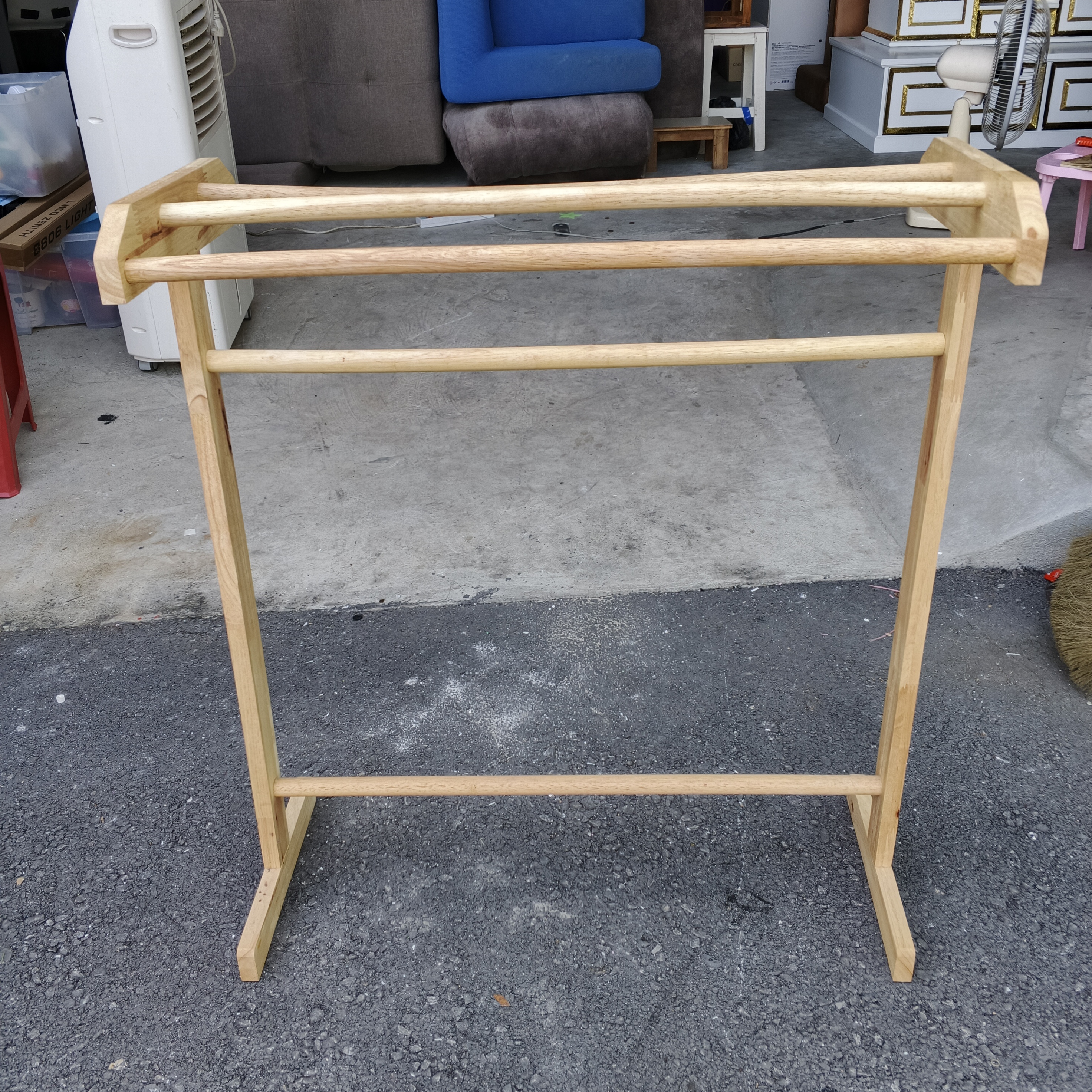 ราวตากผ้าไม้ยางพารา