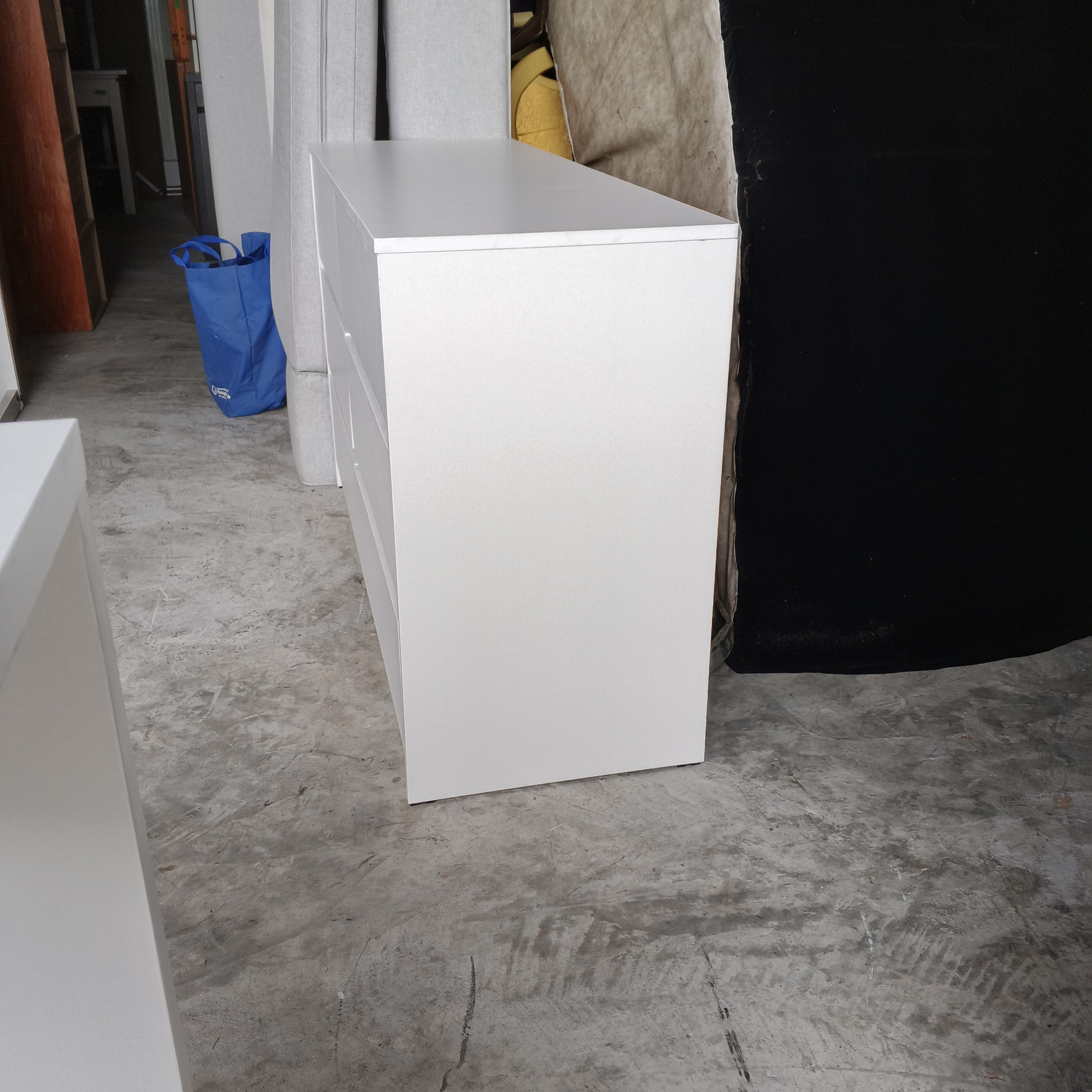 ตู้ลิ้นชักใส่ของ