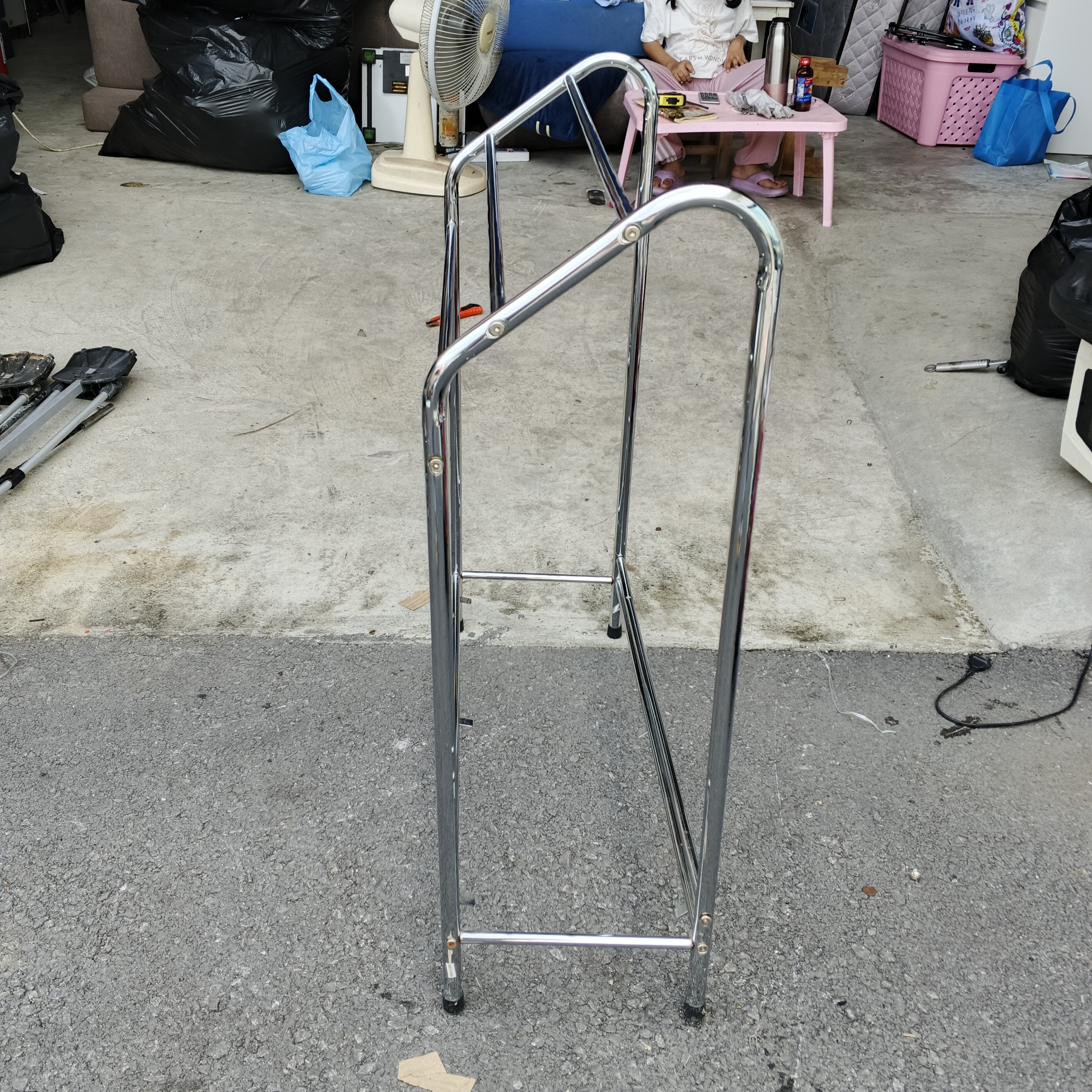 ราวแขวนผ้าขนาดเล็ก