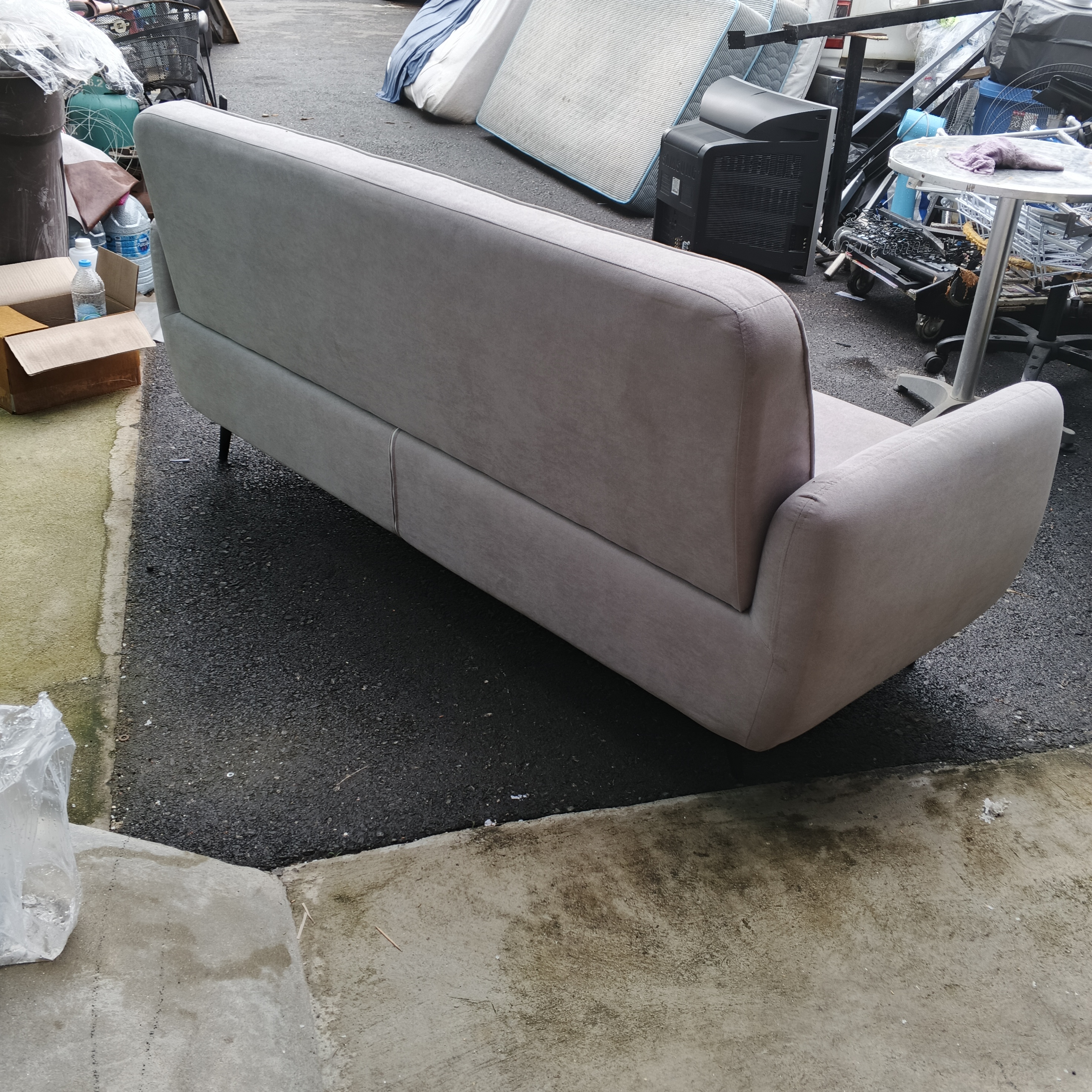 โซฟานอนได้