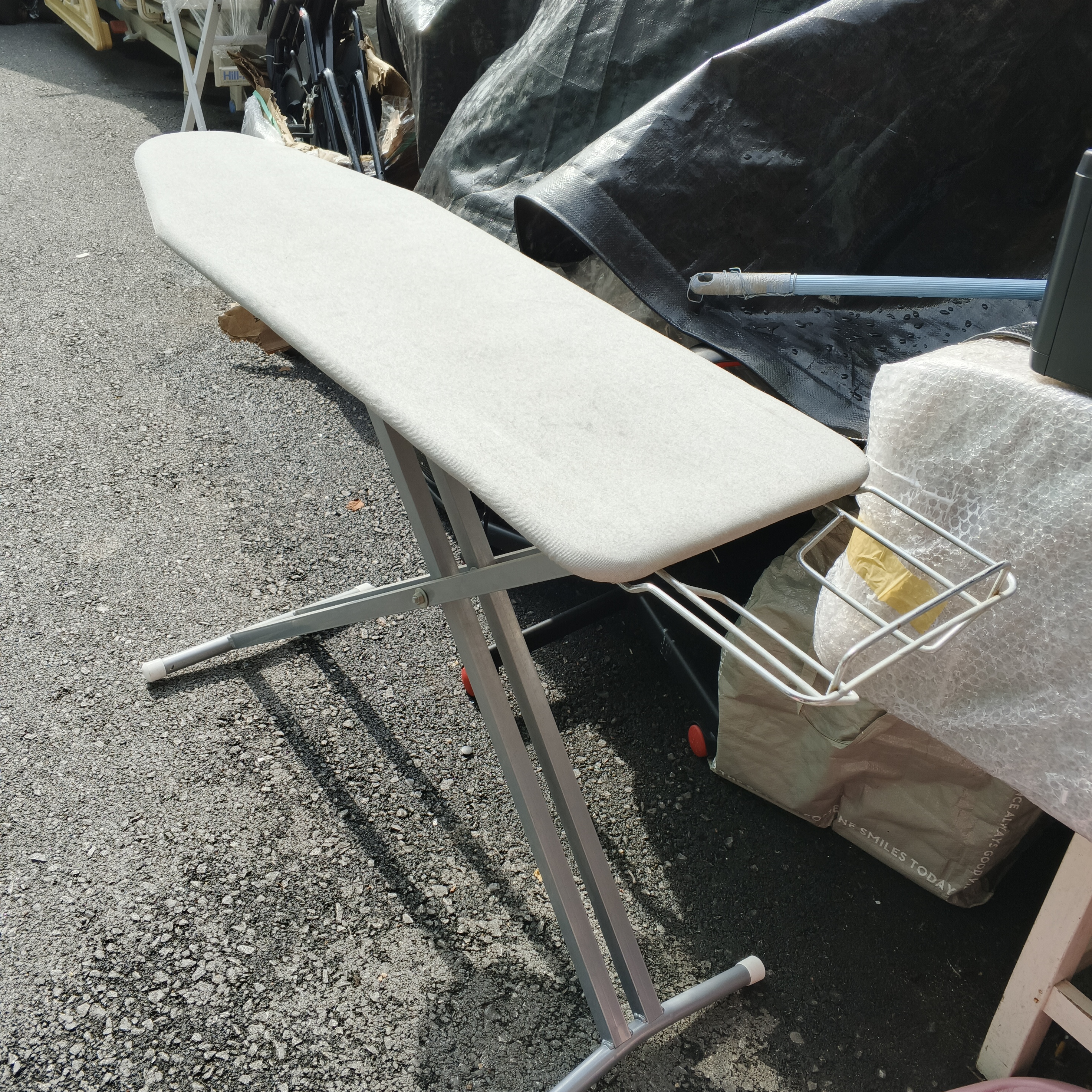 โต๊ะวางเตารีด