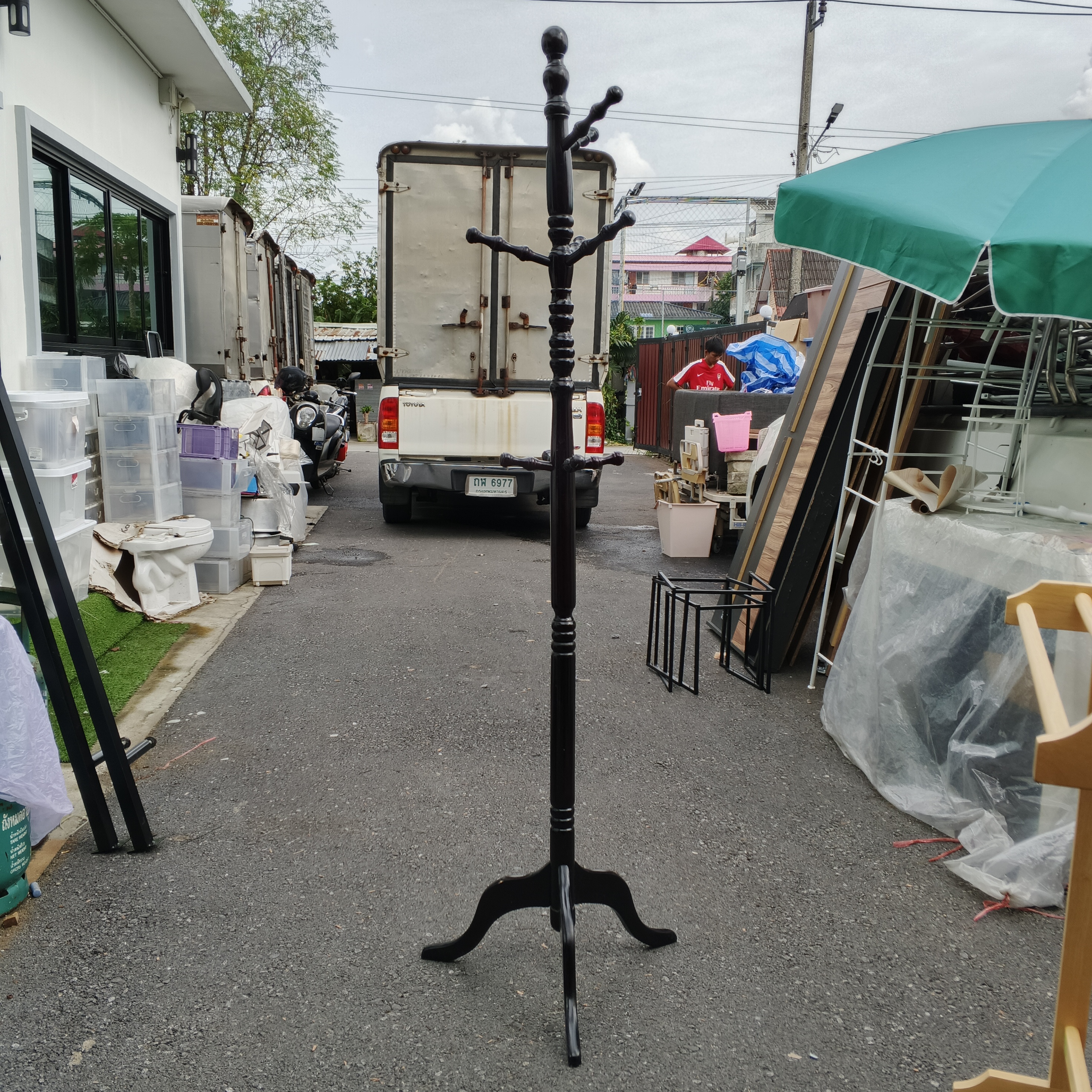 เสาไม้แขวน