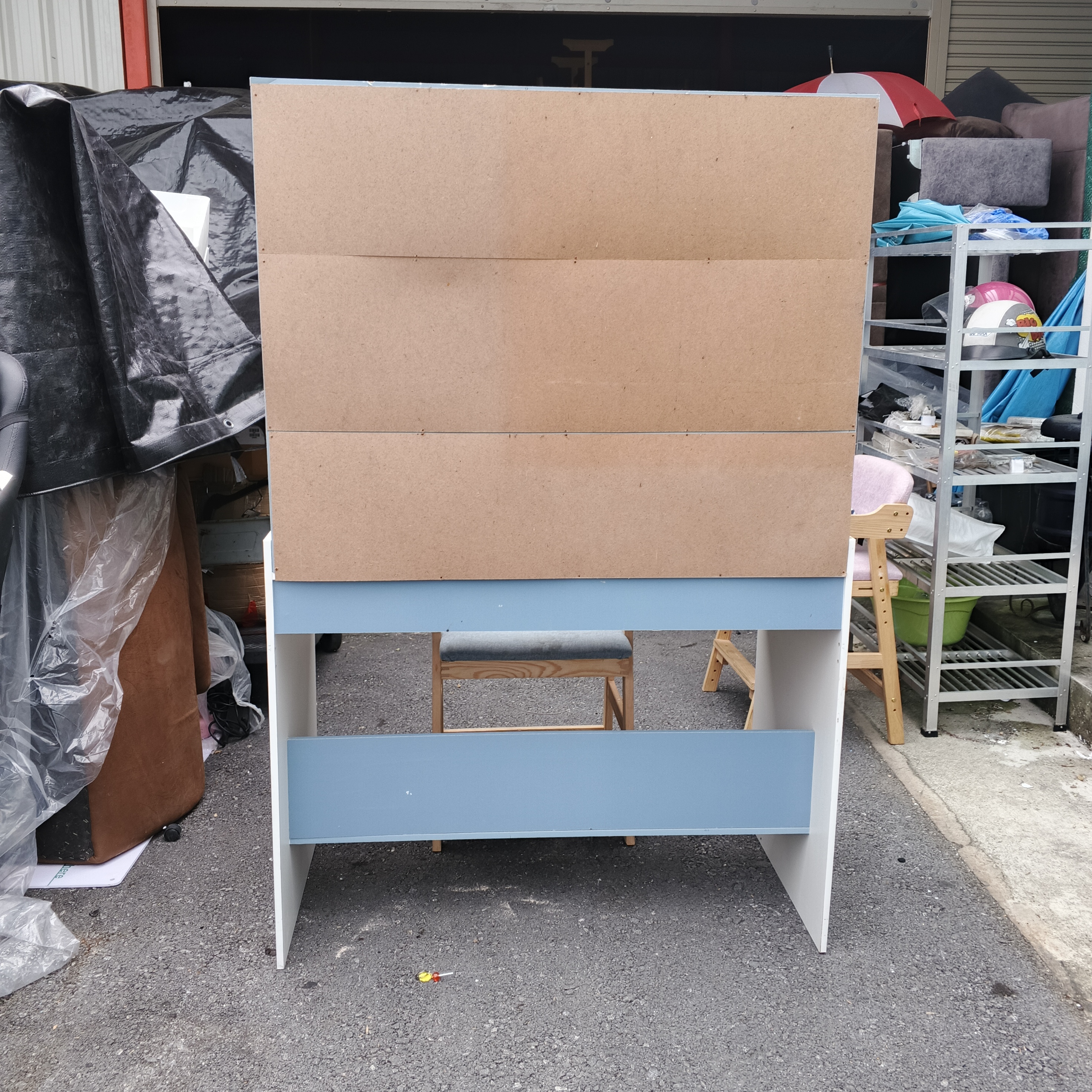 โต๊ะอ่านหนังสือ 