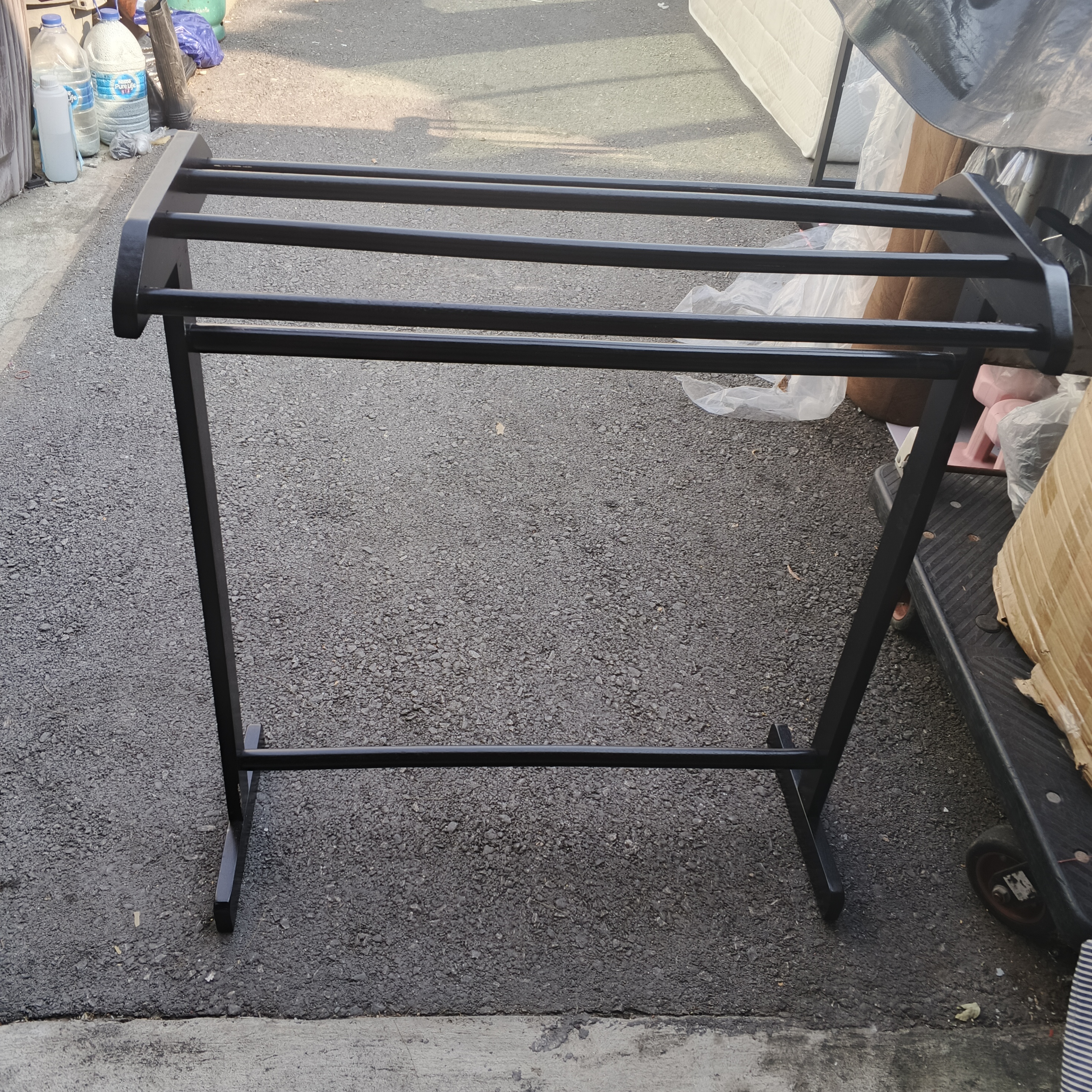 ราวแขวนผ้าแบบตั้งพื้น