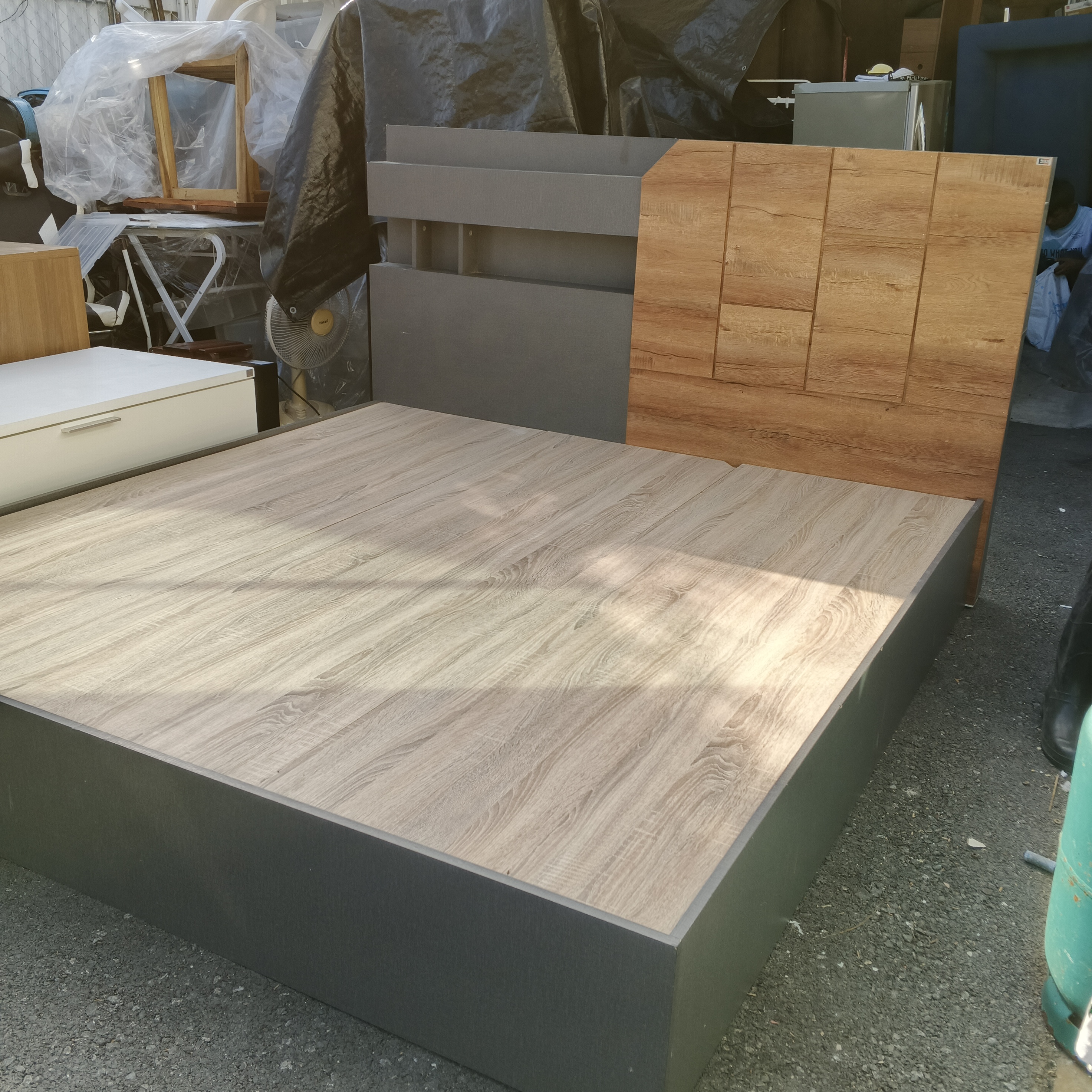 เตียงตกแต่งหัวเตียง2ข้าง 