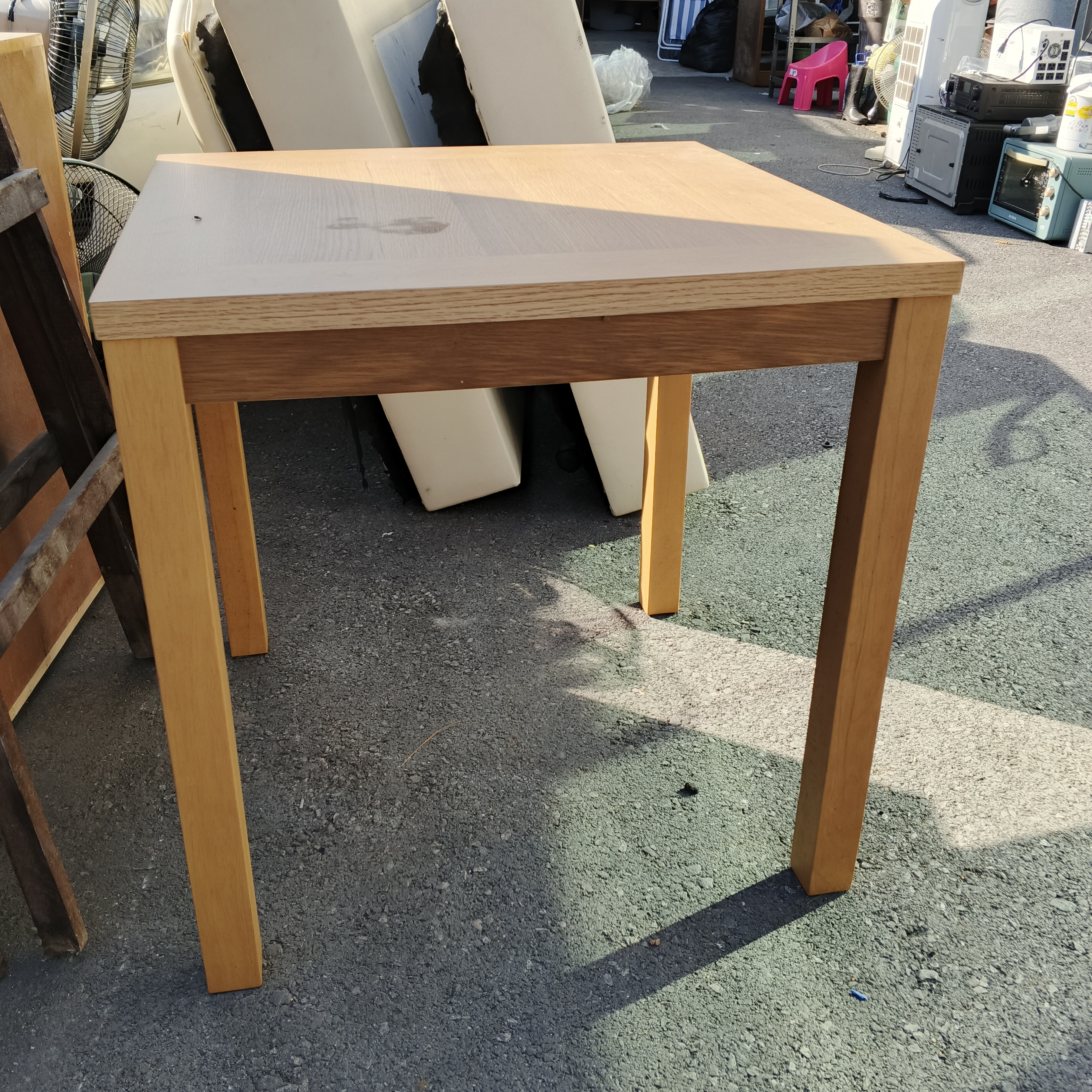 โต๊ะวางของ 