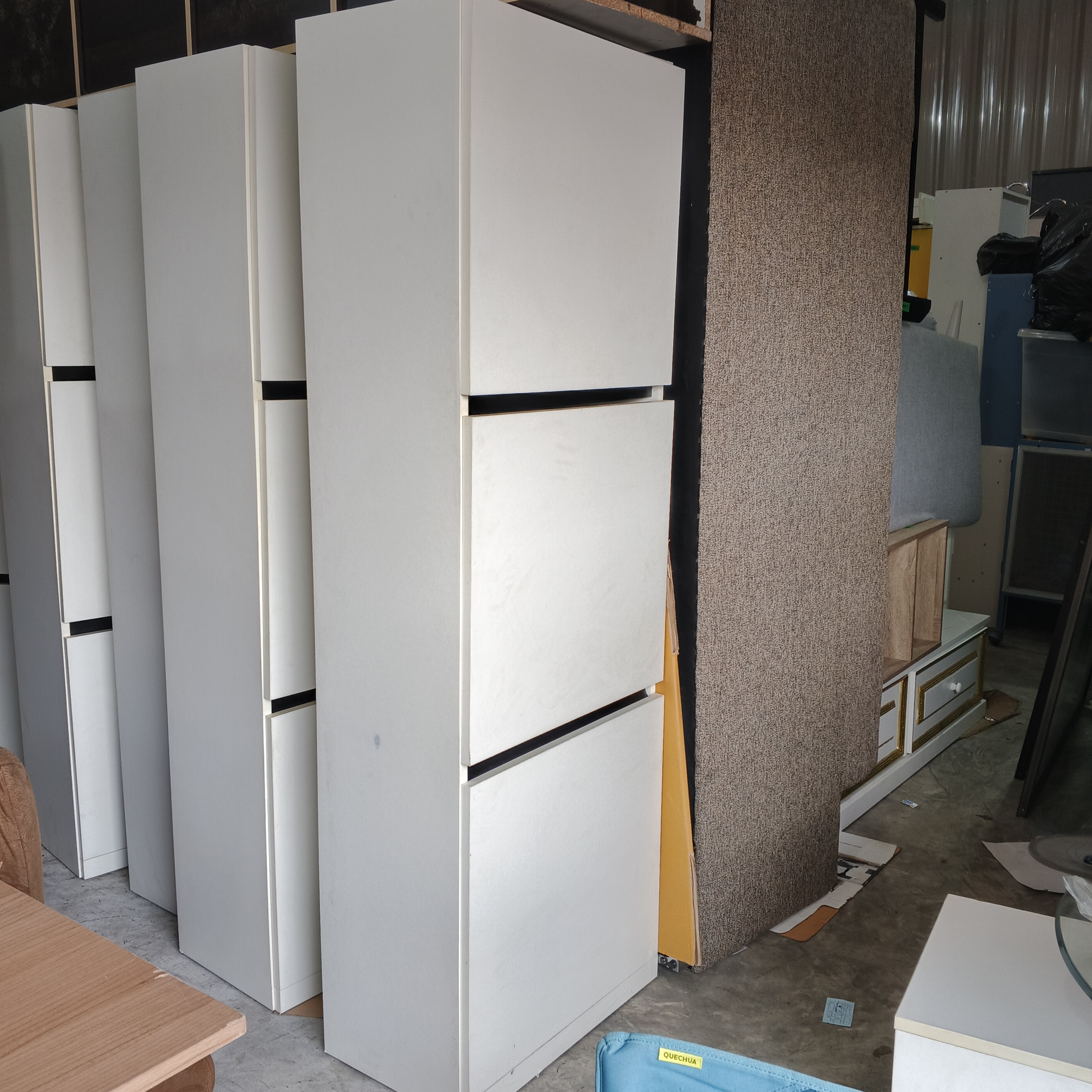 ชั้นสีขาว