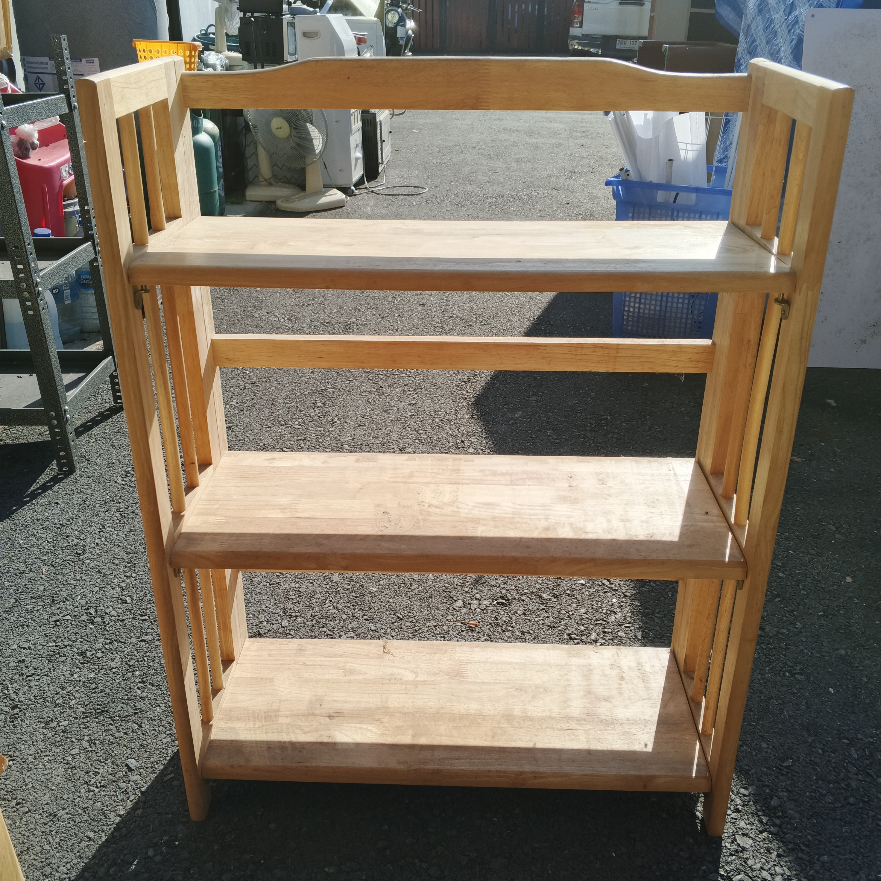 ชั้นวางของอเนกประสงค์