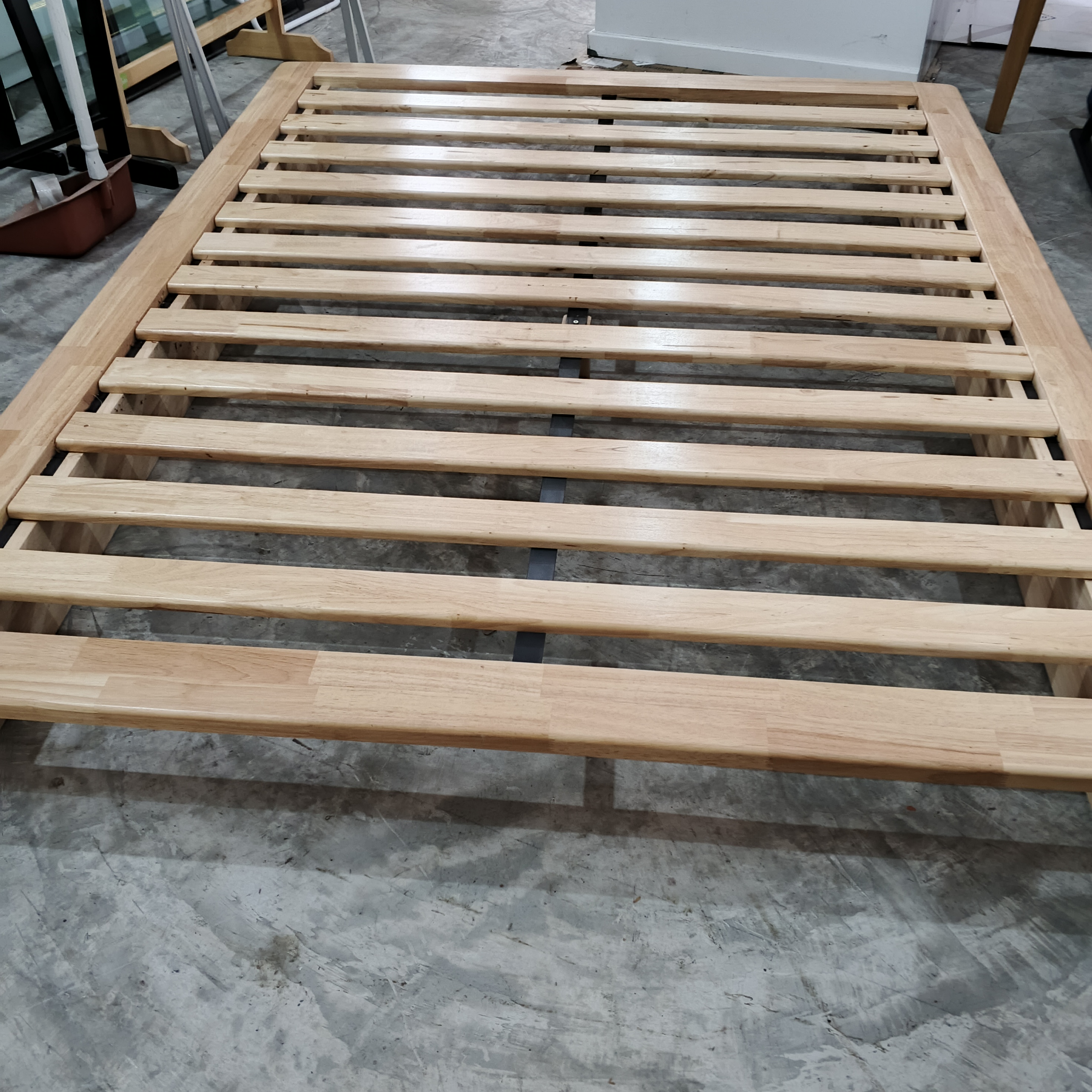 เตียงไม้แบบระแนง 