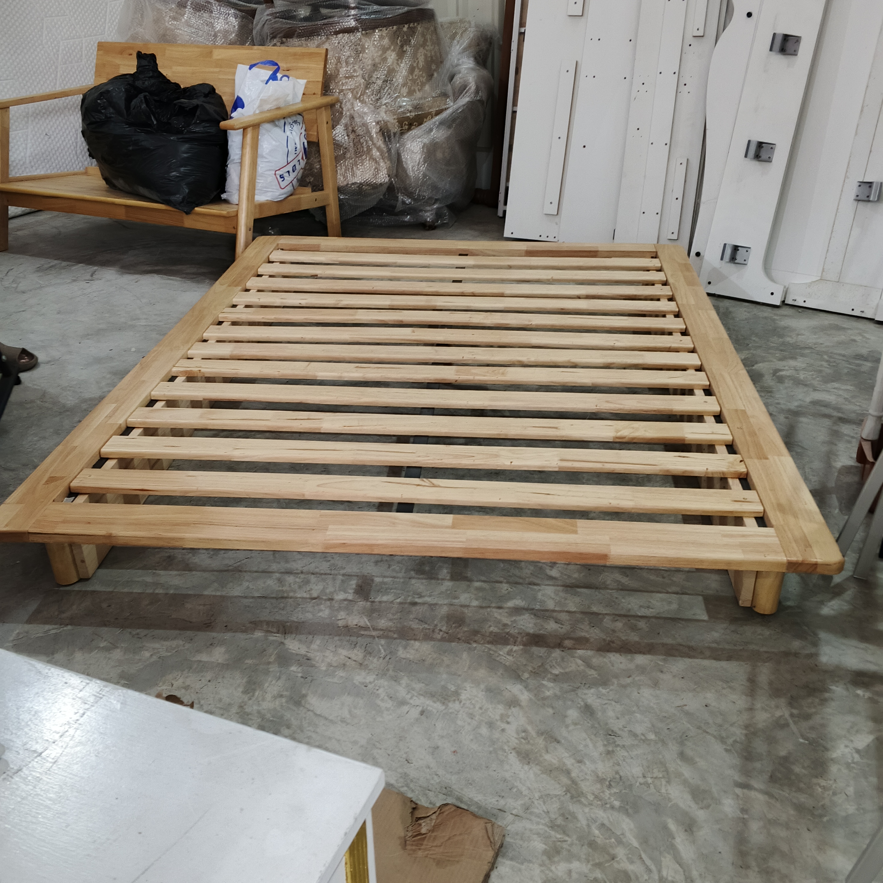 ไม่มีหัวเตียง