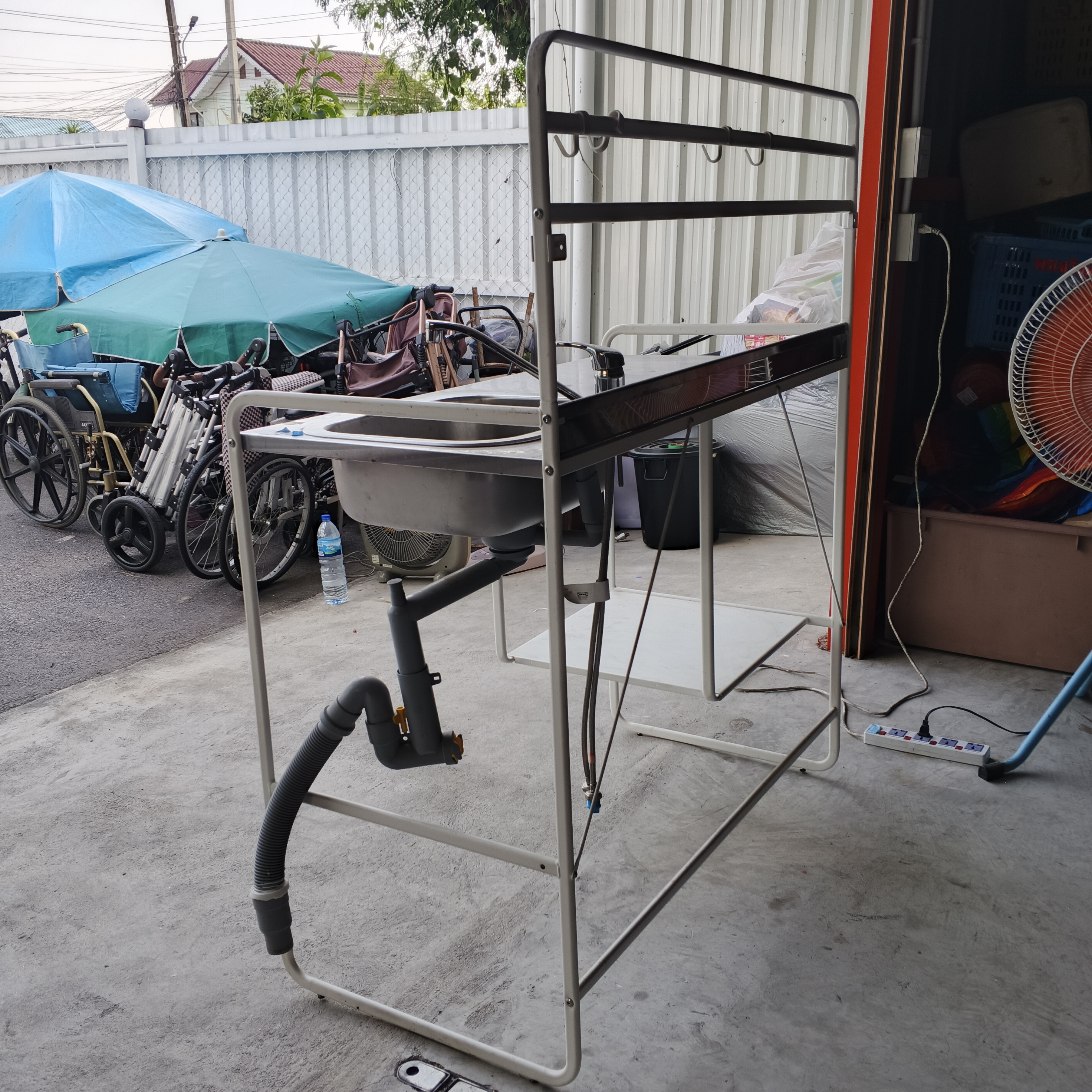 เสื้อมือสอง