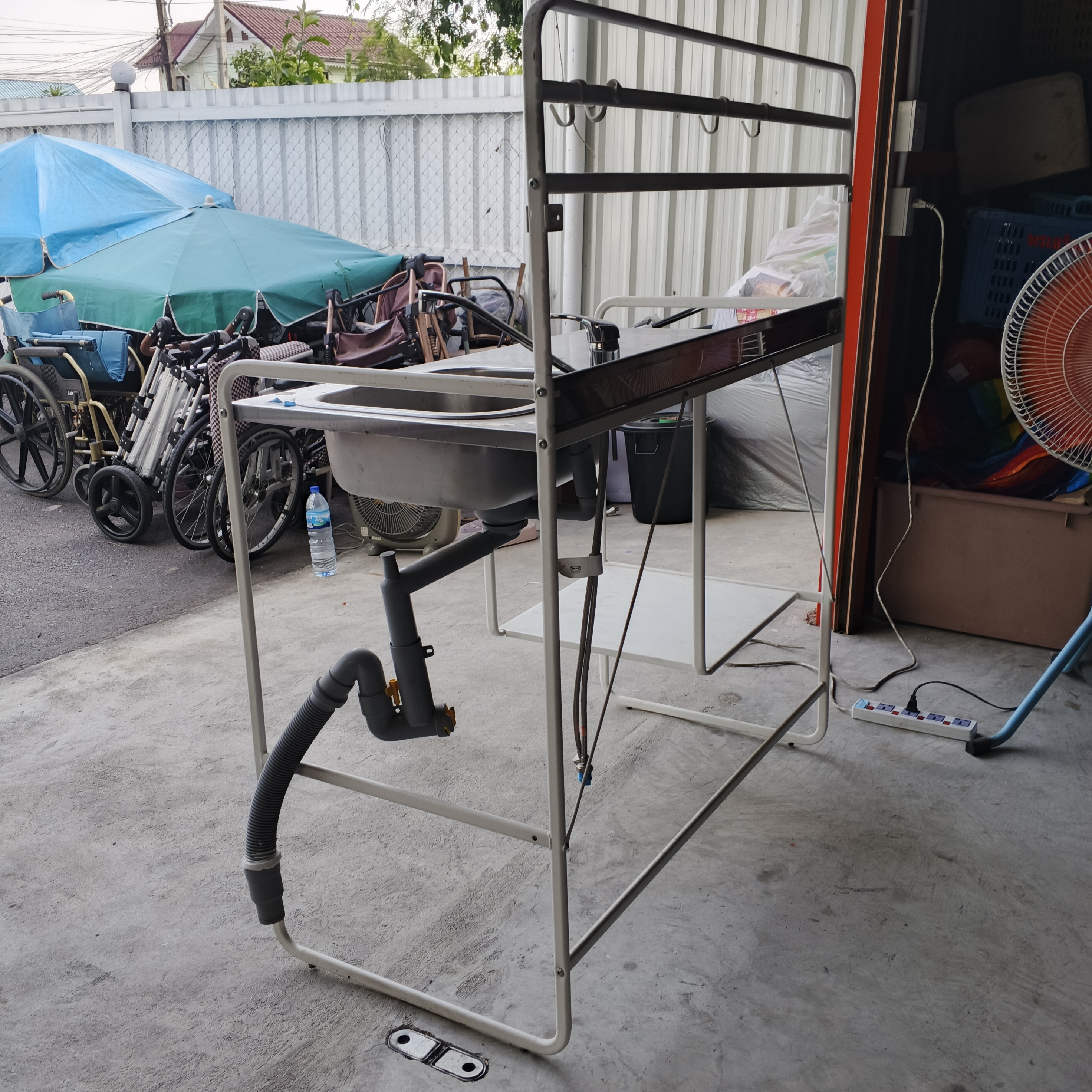 ตู้เย็นมือ