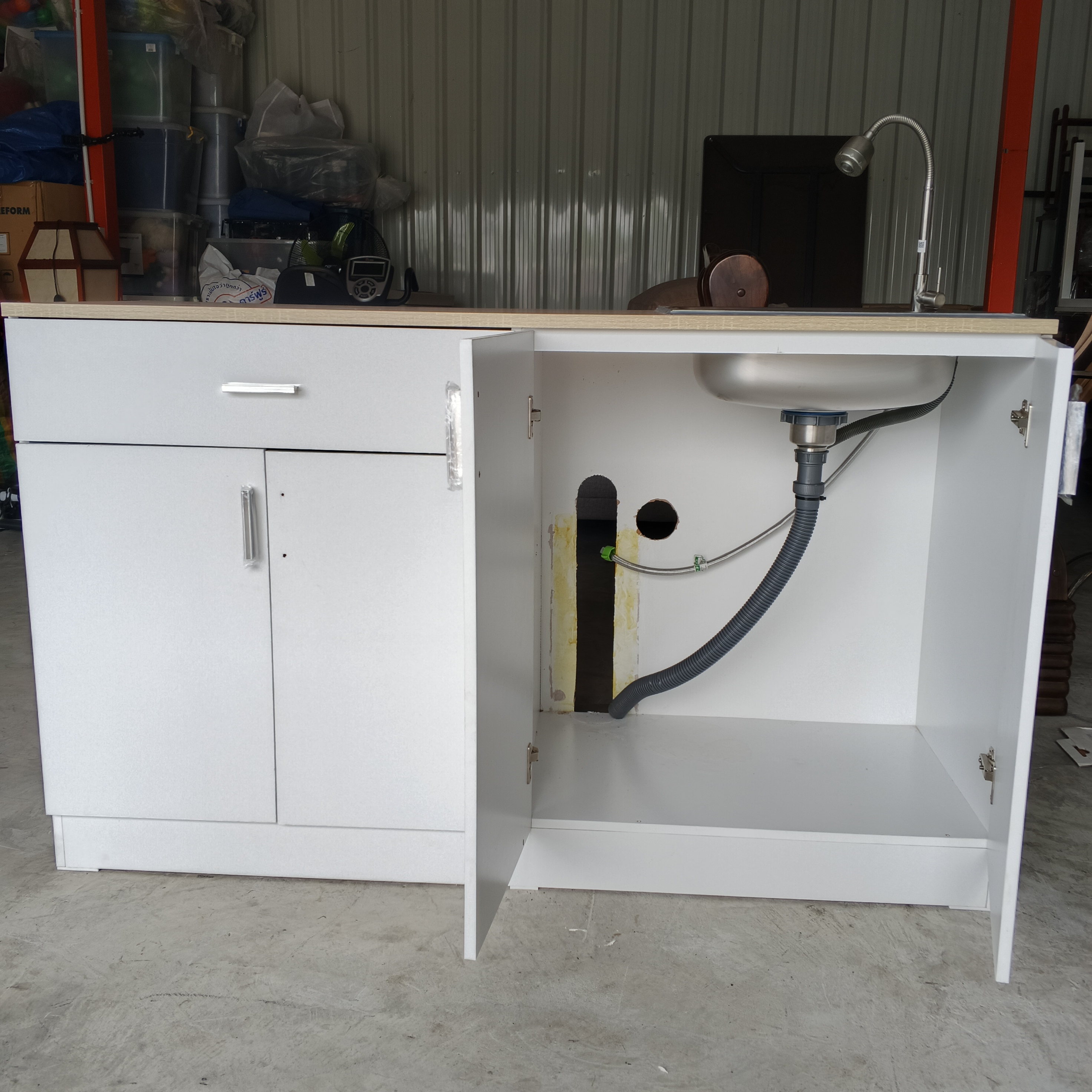 ตู้เก็บของในครัว 