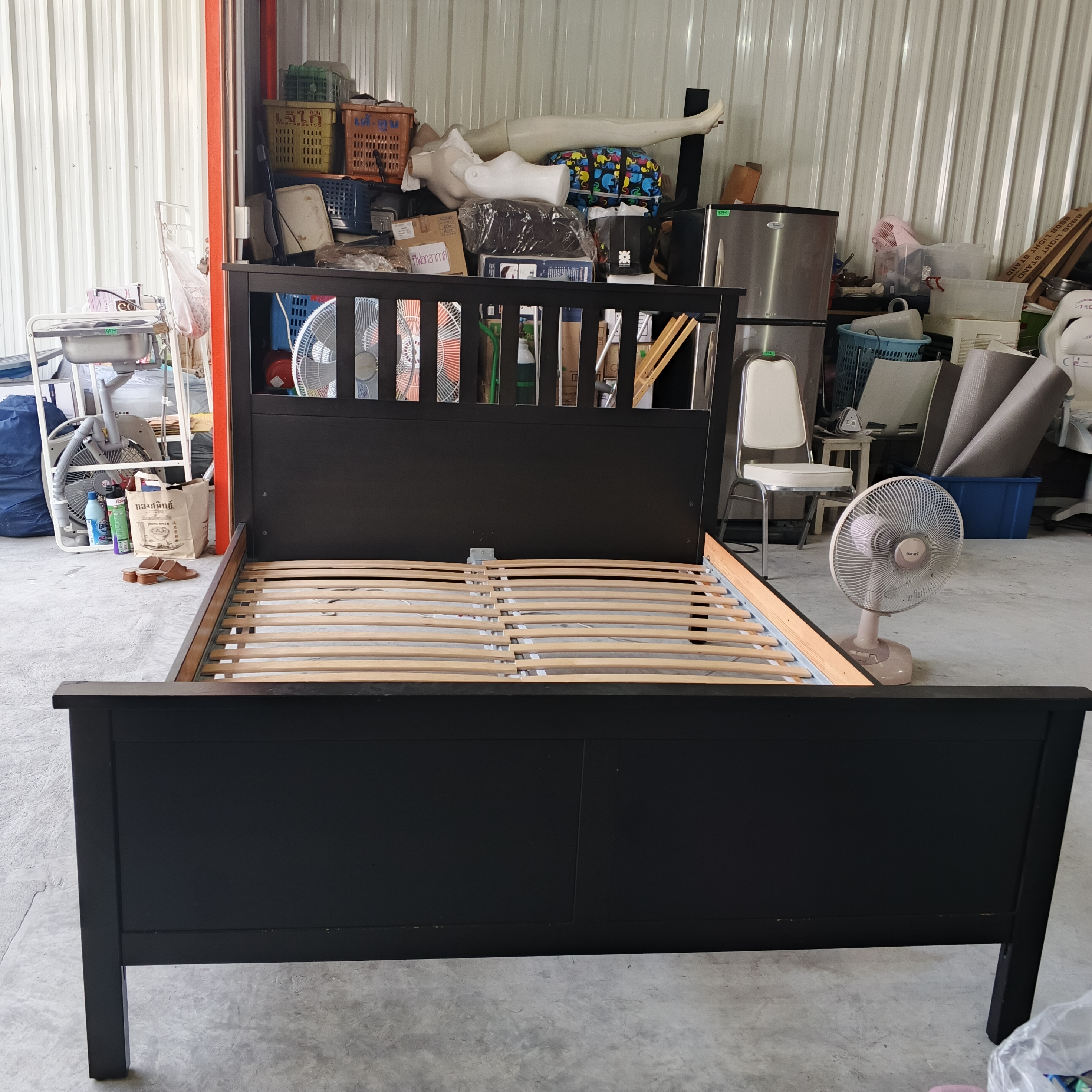 เตียงไม้